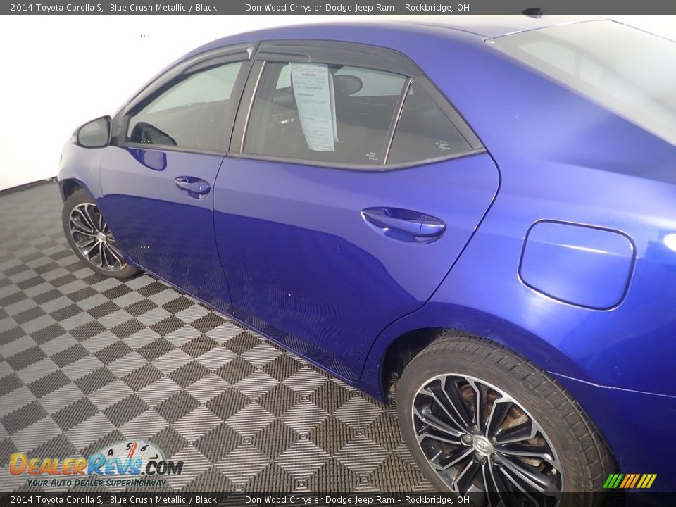 2014 Toyota Corolla S Blue Crush Metallic / Black Photo #16