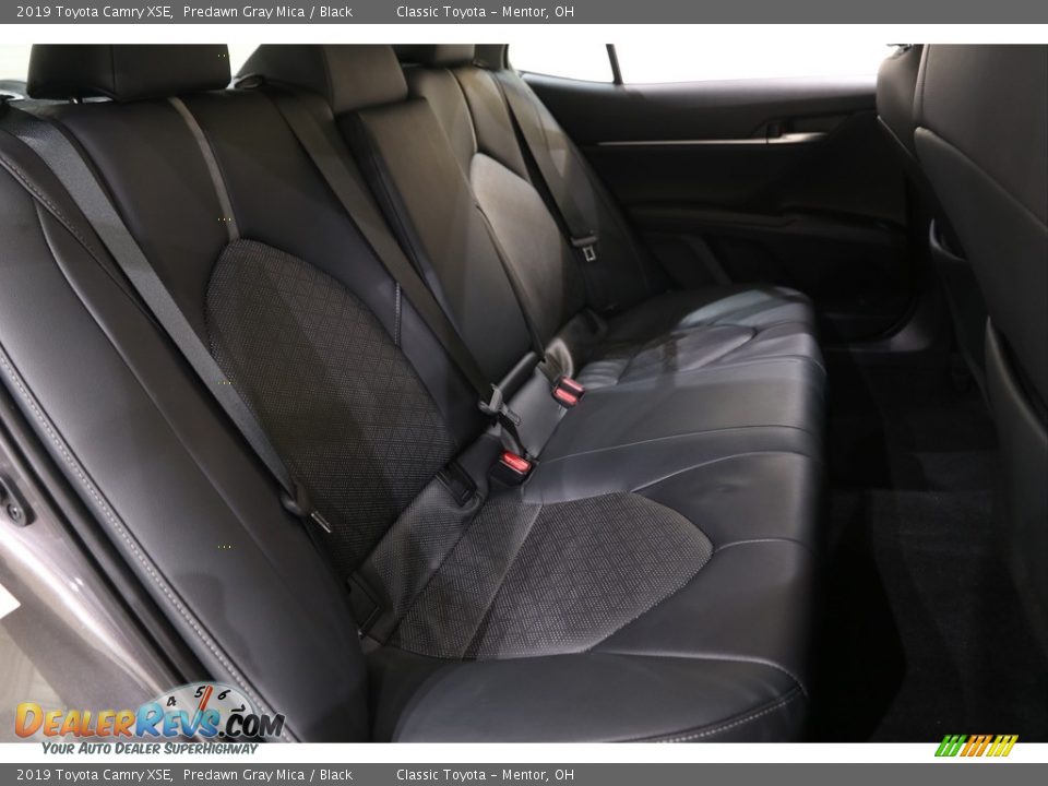2019 Toyota Camry XSE Predawn Gray Mica / Black Photo #15
