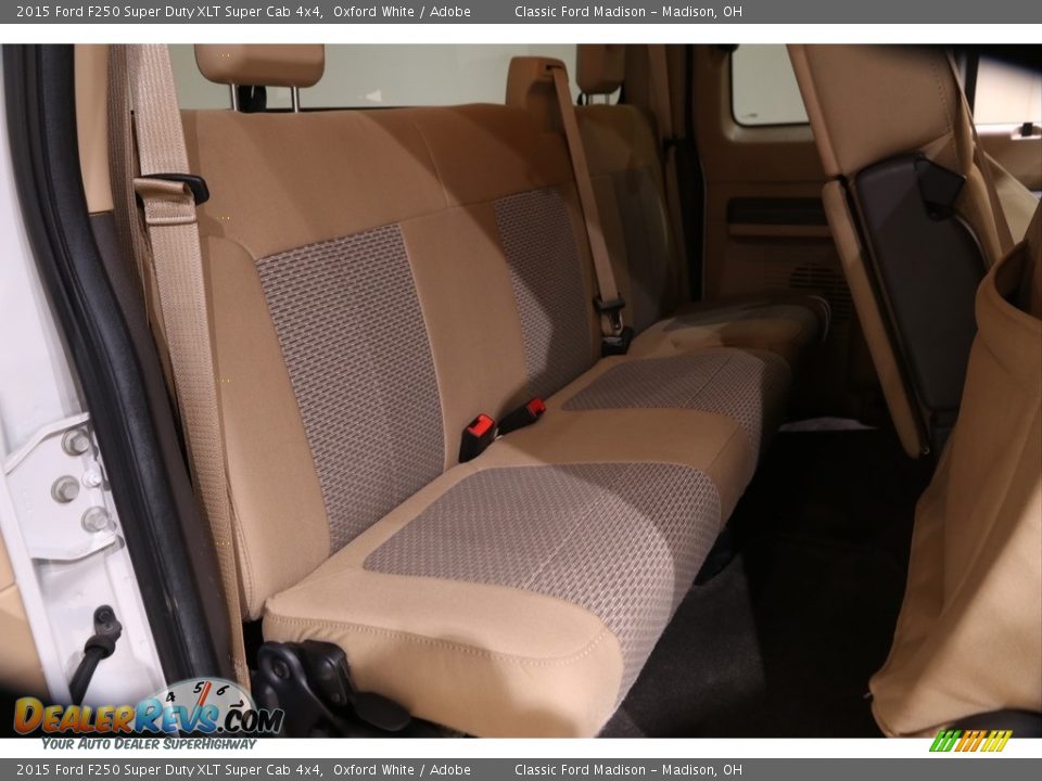 2015 Ford F250 Super Duty XLT Super Cab 4x4 Oxford White / Adobe Photo #14