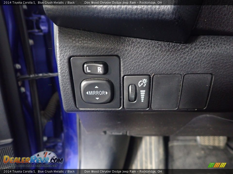 2014 Toyota Corolla S Blue Crush Metallic / Black Photo #28