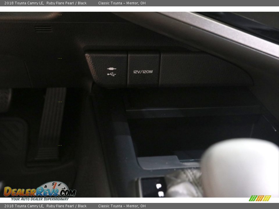2018 Toyota Camry LE Ruby Flare Pearl / Black Photo #12