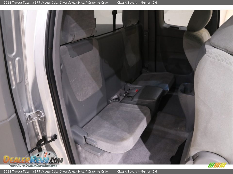 2011 Toyota Tacoma SR5 Access Cab Silver Streak Mica / Graphite Gray Photo #10