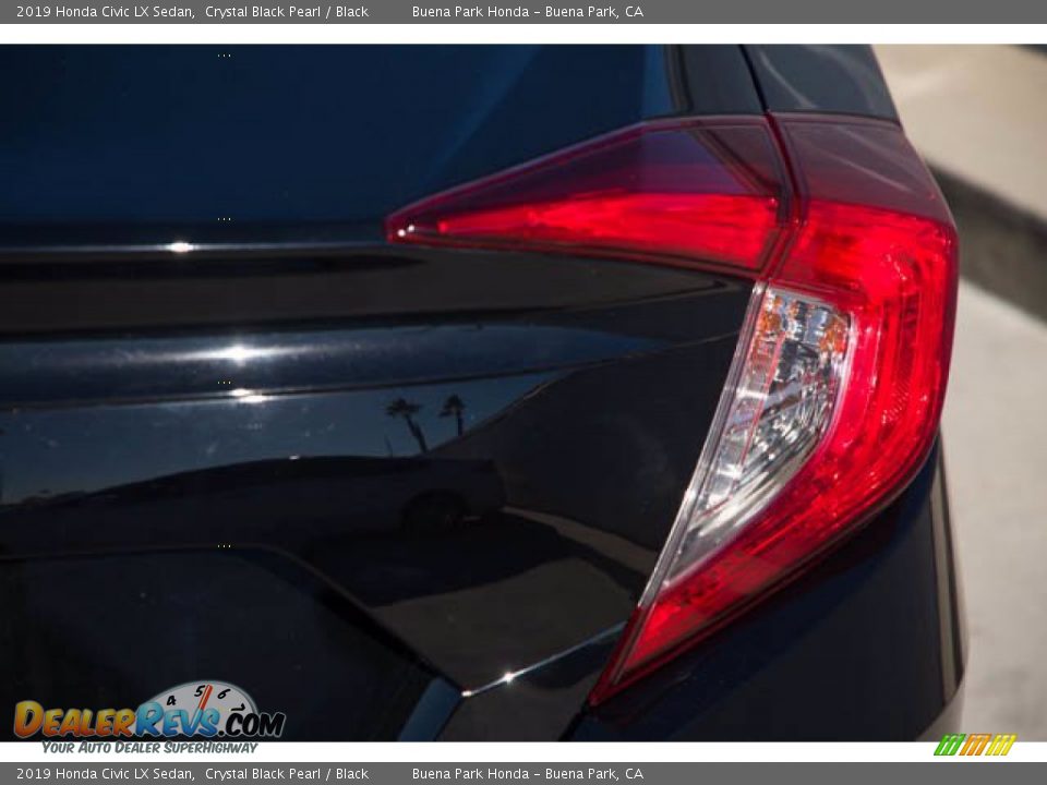 2019 Honda Civic LX Sedan Crystal Black Pearl / Black Photo #13