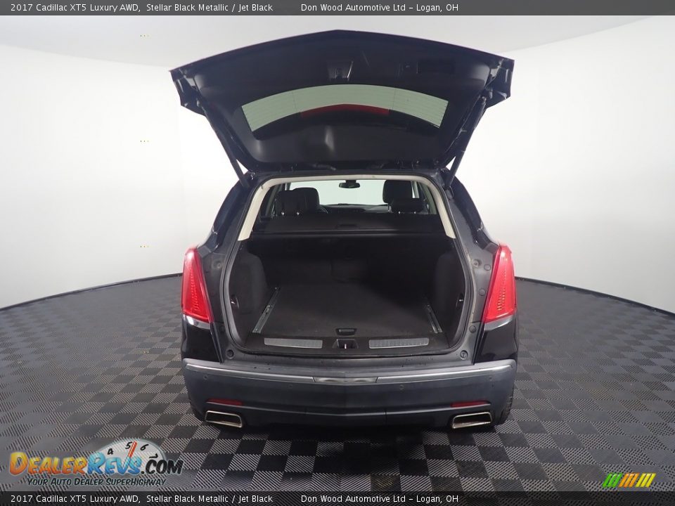 2017 Cadillac XT5 Luxury AWD Stellar Black Metallic / Jet Black Photo #13