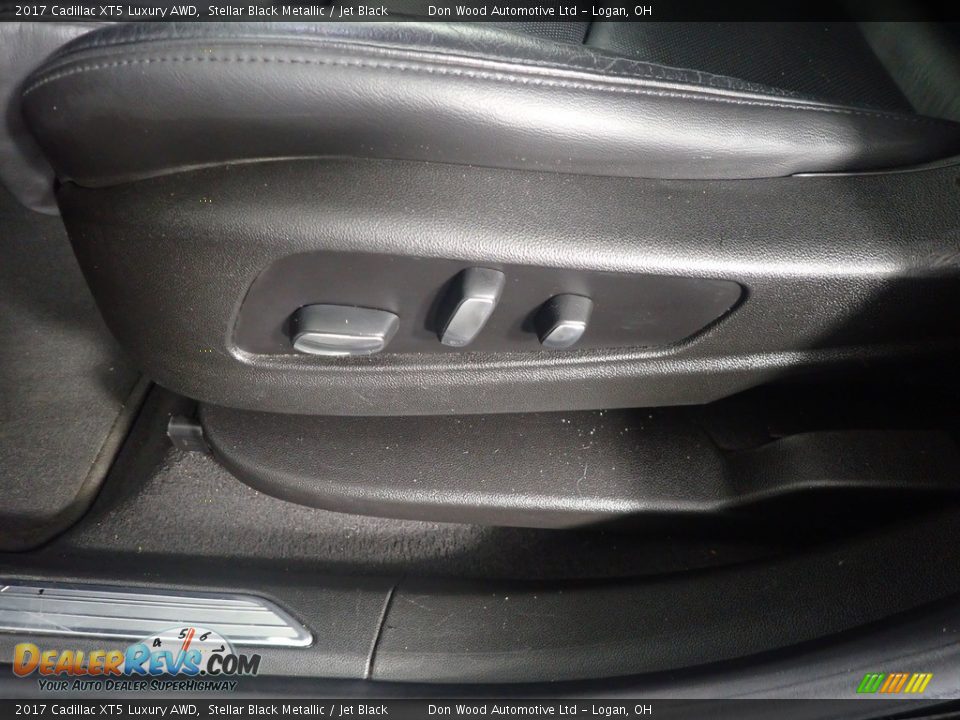 2017 Cadillac XT5 Luxury AWD Stellar Black Metallic / Jet Black Photo #22