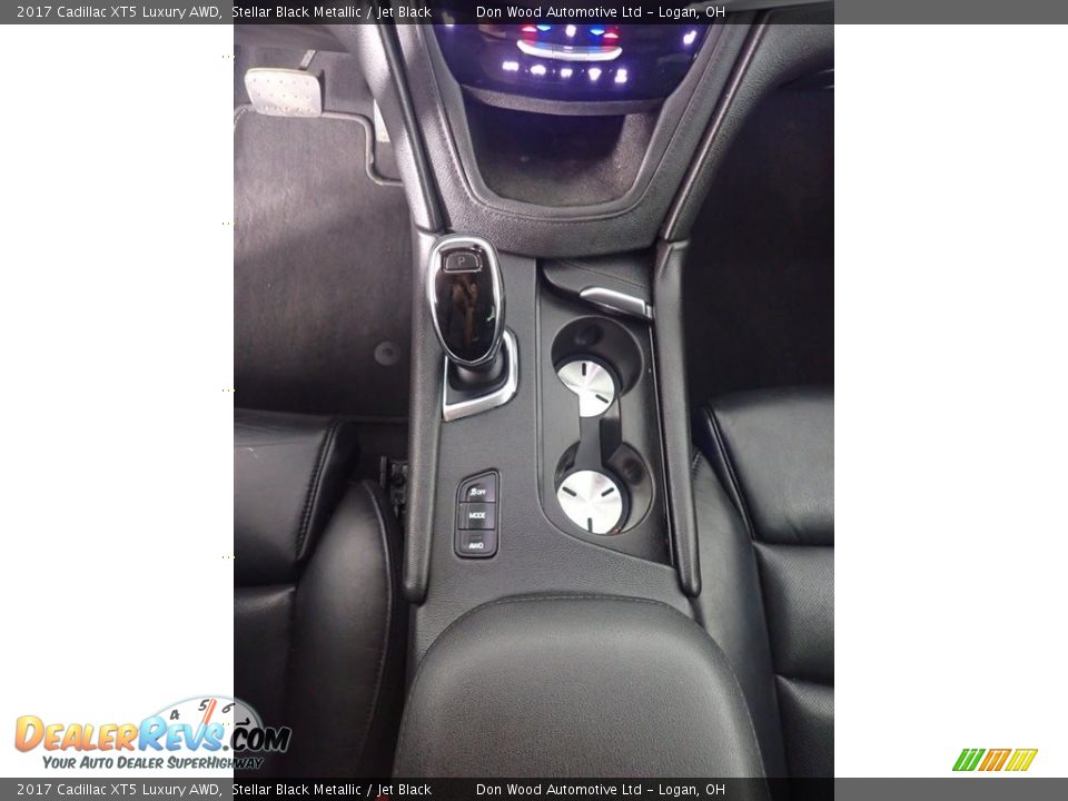2017 Cadillac XT5 Luxury AWD Stellar Black Metallic / Jet Black Photo #30