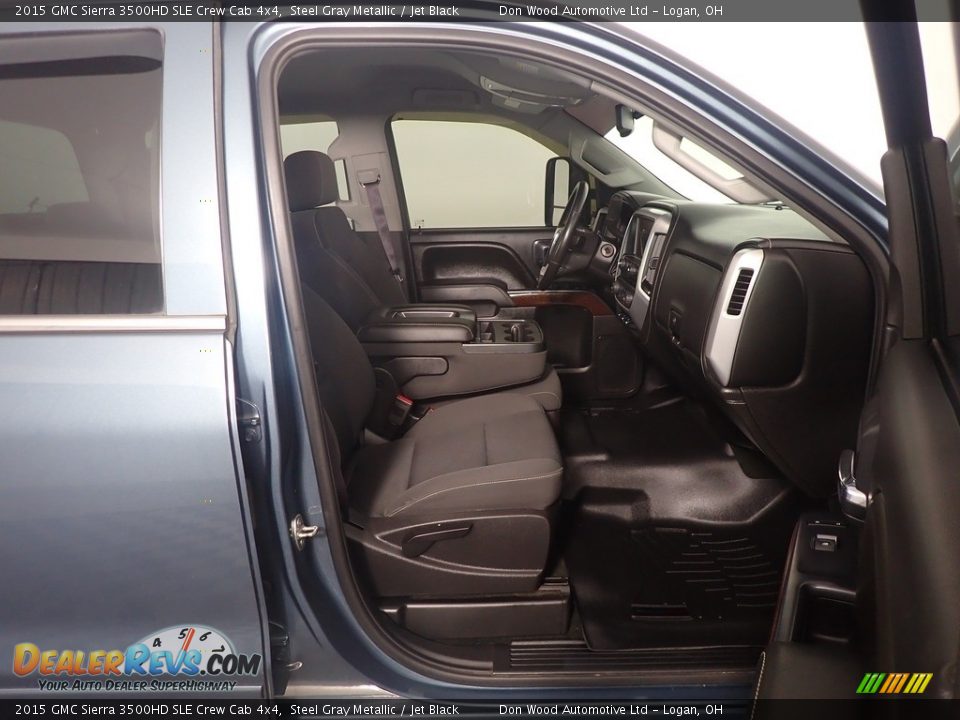 Front Seat of 2015 GMC Sierra 3500HD SLE Crew Cab 4x4 Photo #34