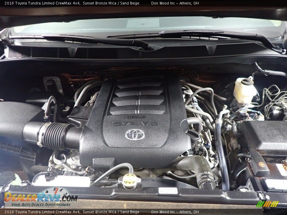 2016 Toyota Tundra Limited CrewMax 4x4 Sunset Bronze Mica / Sand Beige Photo #9