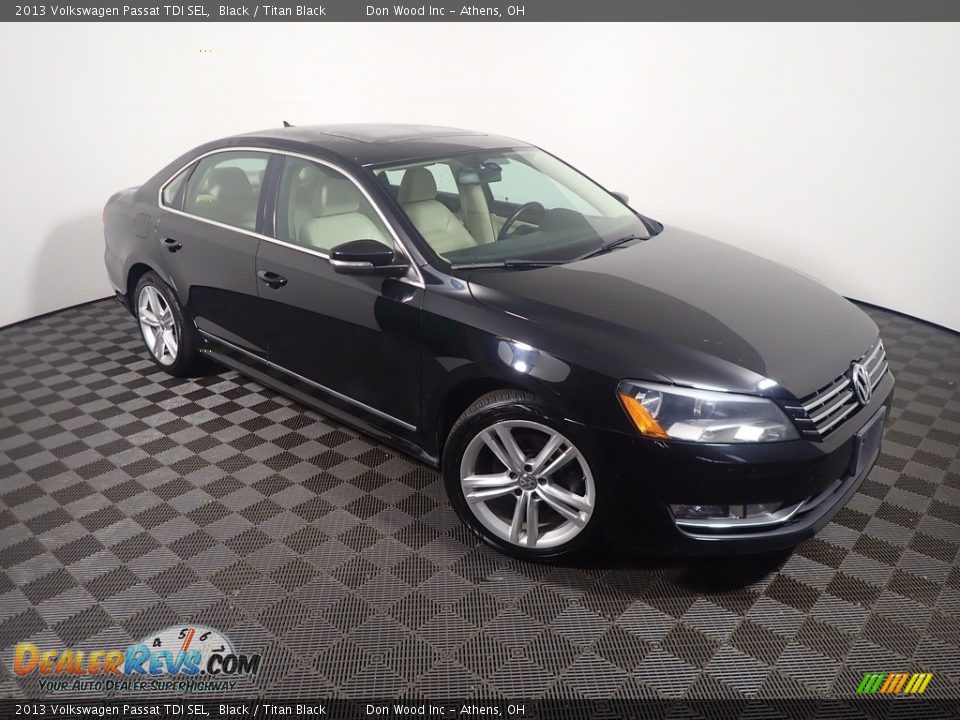 2013 Volkswagen Passat TDI SEL Black / Titan Black Photo #5