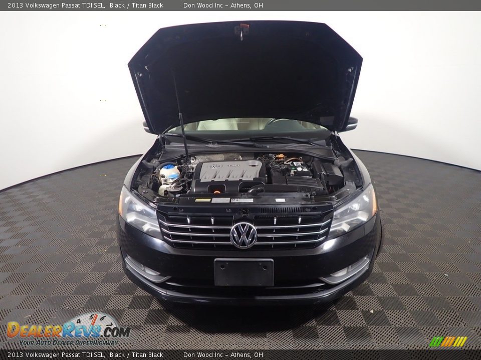 2013 Volkswagen Passat TDI SEL Black / Titan Black Photo #8