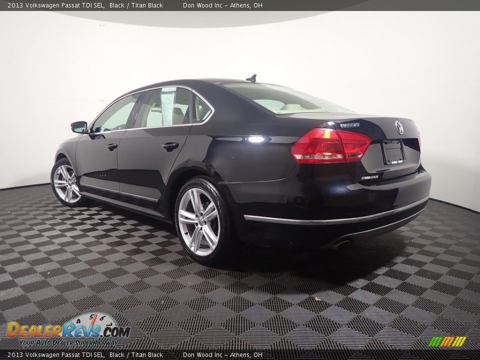 2013 Volkswagen Passat TDI SEL Black / Titan Black Photo #14