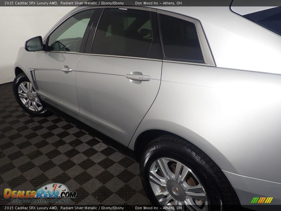 2015 Cadillac SRX Luxury AWD Radiant Silver Metallic / Ebony/Ebony Photo #20