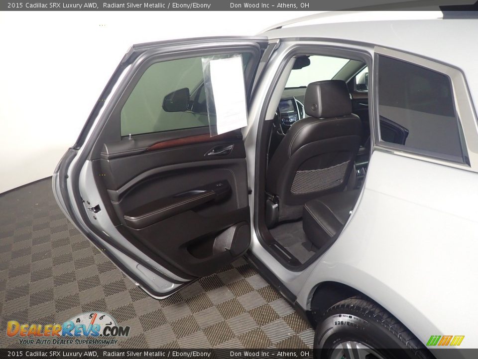2015 Cadillac SRX Luxury AWD Radiant Silver Metallic / Ebony/Ebony Photo #34