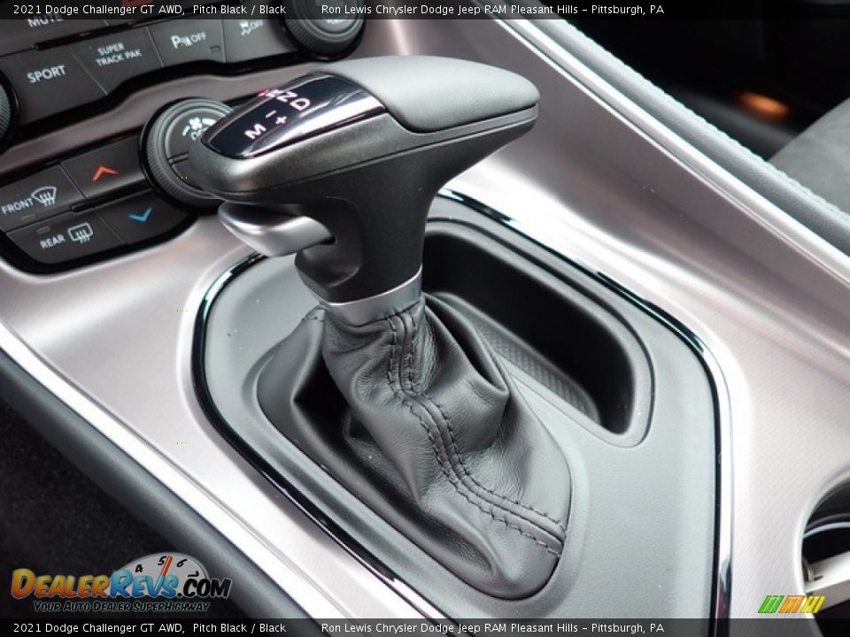 2021 Dodge Challenger GT AWD Shifter Photo #17