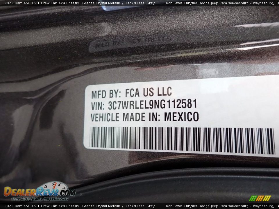 2022 Ram 4500 SLT Crew Cab 4x4 Chassis Granite Crystal Metallic / Black/Diesel Gray Photo #15