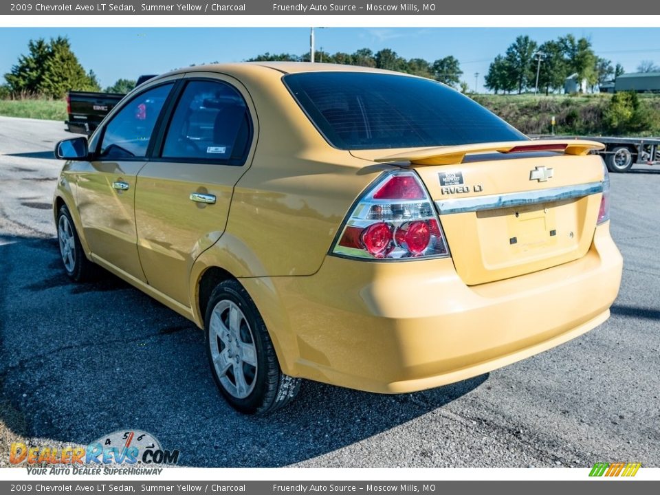 2009 Chevrolet Aveo LT Sedan Summer Yellow / Charcoal Photo #6