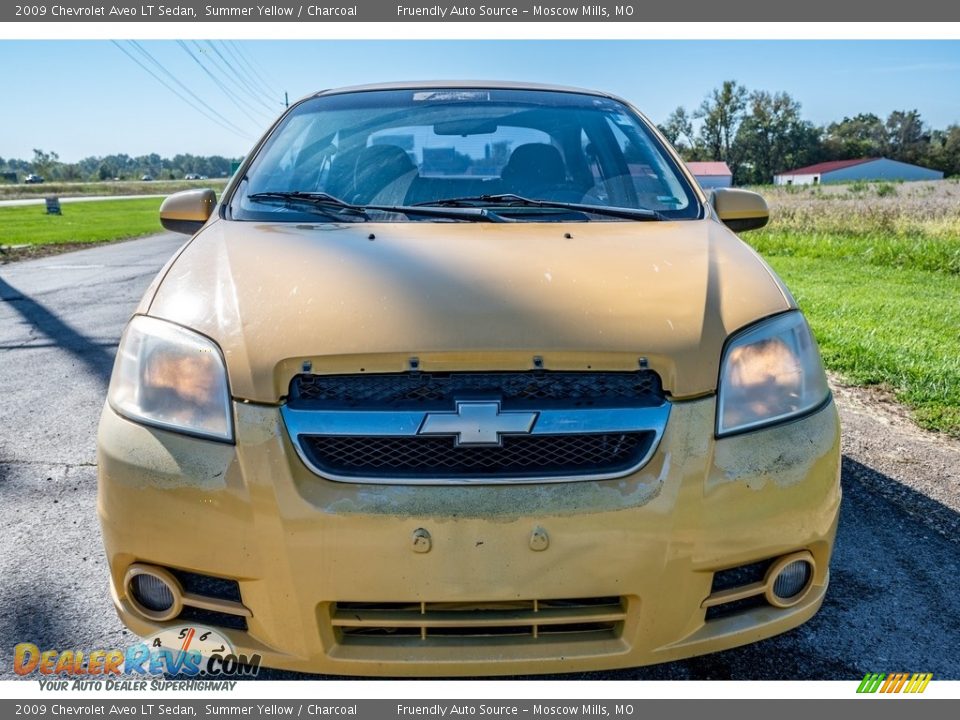 2009 Chevrolet Aveo LT Sedan Summer Yellow / Charcoal Photo #9