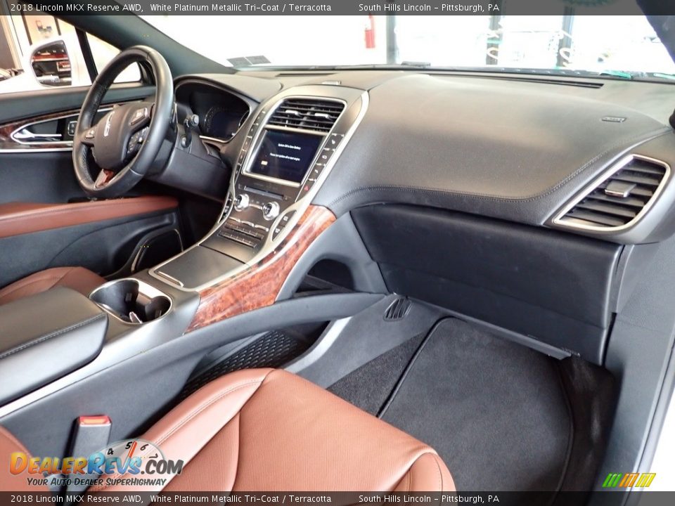 Terracotta Interior - 2018 Lincoln MKX Reserve AWD Photo #11