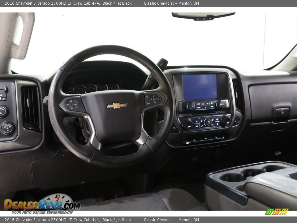 Dashboard of 2016 Chevrolet Silverado 2500HD LT Crew Cab 4x4 Photo #7