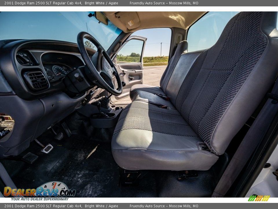 2001 Dodge Ram 2500 SLT Regular Cab 4x4 Bright White / Agate Photo #19