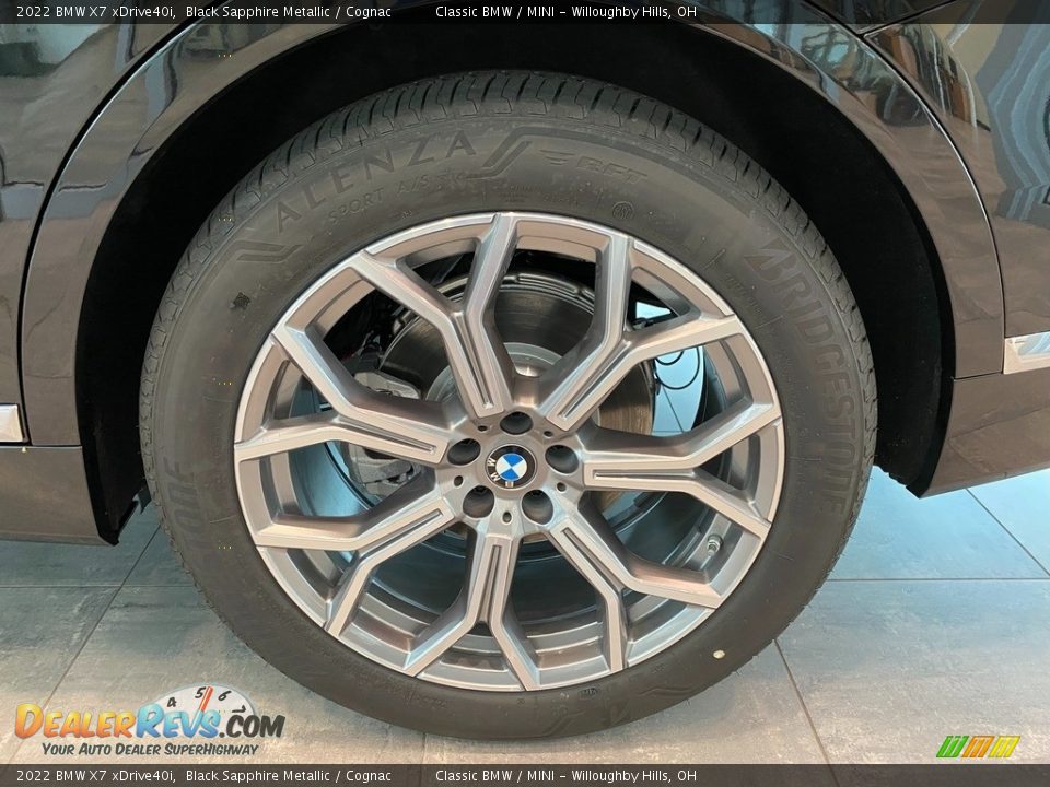 2022 BMW X7 xDrive40i Wheel Photo #3