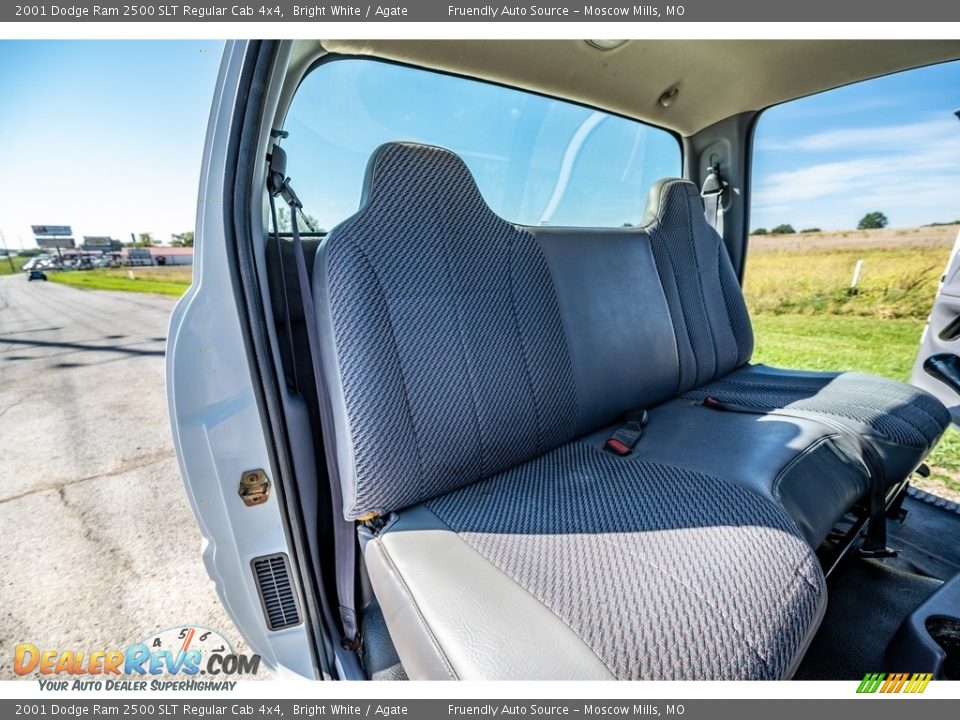 Front Seat of 2001 Dodge Ram 2500 SLT Regular Cab 4x4 Photo #23