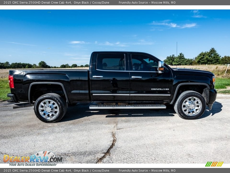 2015 GMC Sierra 2500HD Denali Crew Cab 4x4 Onyx Black / Cocoa/Dune Photo #3