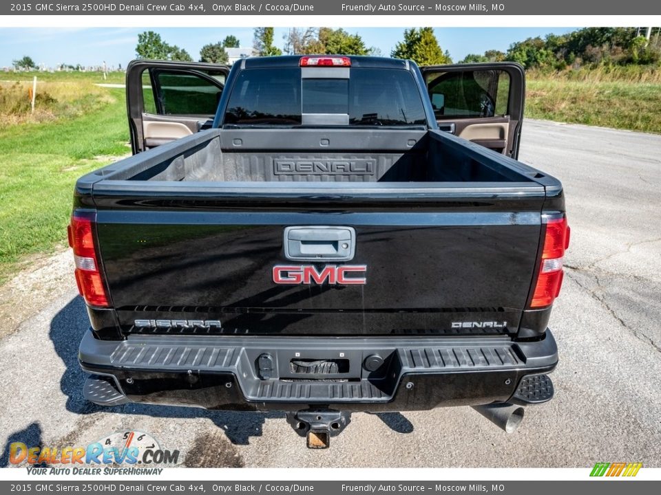 2015 GMC Sierra 2500HD Denali Crew Cab 4x4 Onyx Black / Cocoa/Dune Photo #24