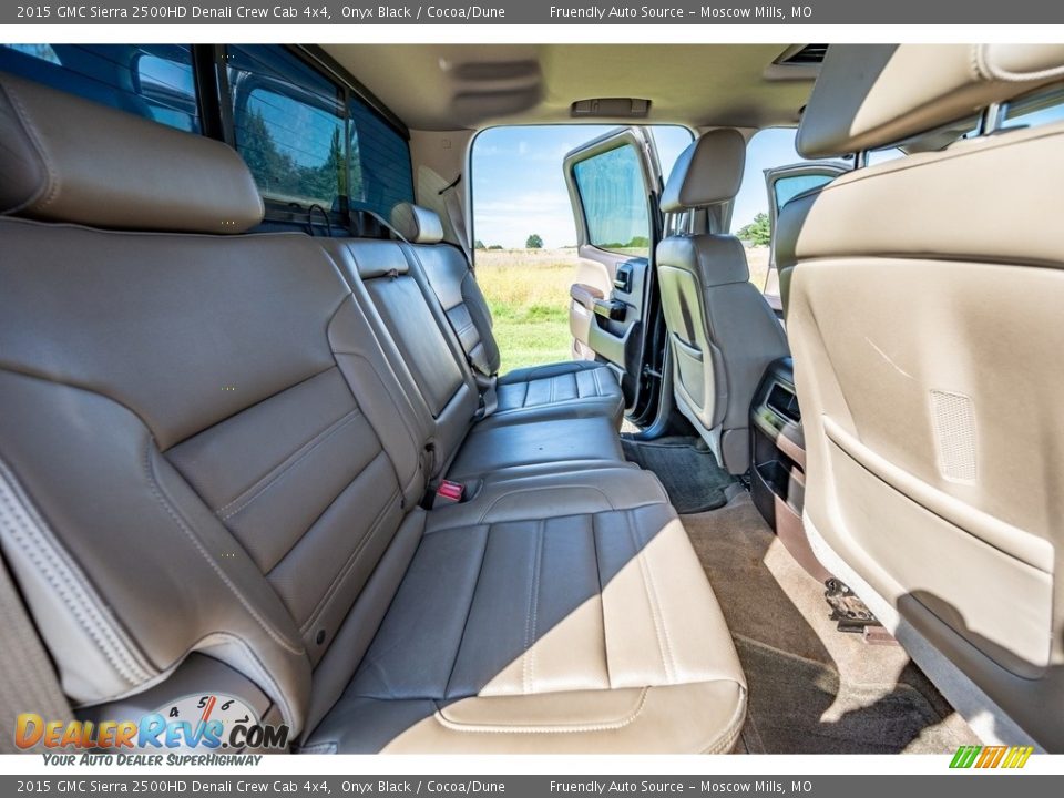 2015 GMC Sierra 2500HD Denali Crew Cab 4x4 Onyx Black / Cocoa/Dune Photo #25