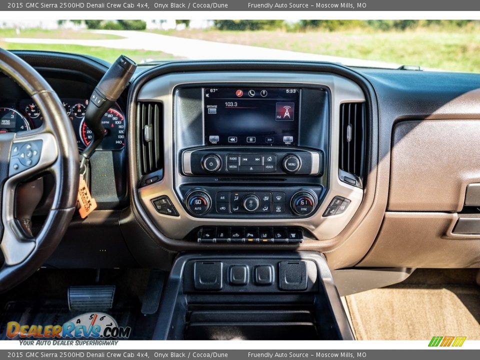 2015 GMC Sierra 2500HD Denali Crew Cab 4x4 Onyx Black / Cocoa/Dune Photo #32