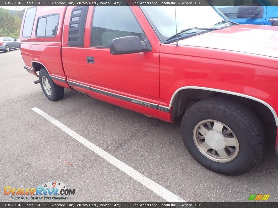 1997 GMC Sierra 1500 SL Extended Cab Victory Red / Pewter Gray Photo #3