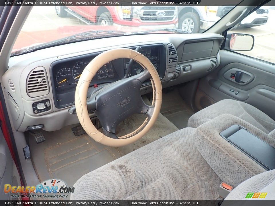 Front Seat of 1997 GMC Sierra 1500 SL Extended Cab Photo #12