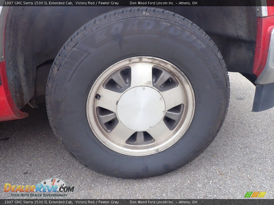 1997 GMC Sierra 1500 SL Extended Cab Wheel Photo #13