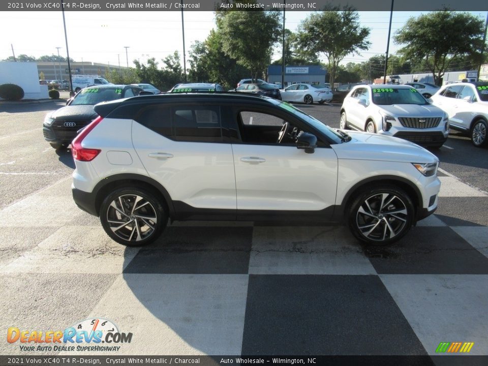 2021 Volvo XC40 T4 R-Design Crystal White Metallic / Charcoal Photo #3