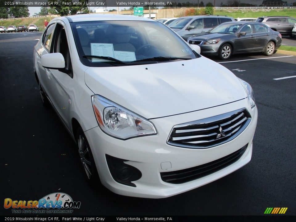 2019 Mitsubishi Mirage G4 RF Pearl White / Light Gray Photo #8