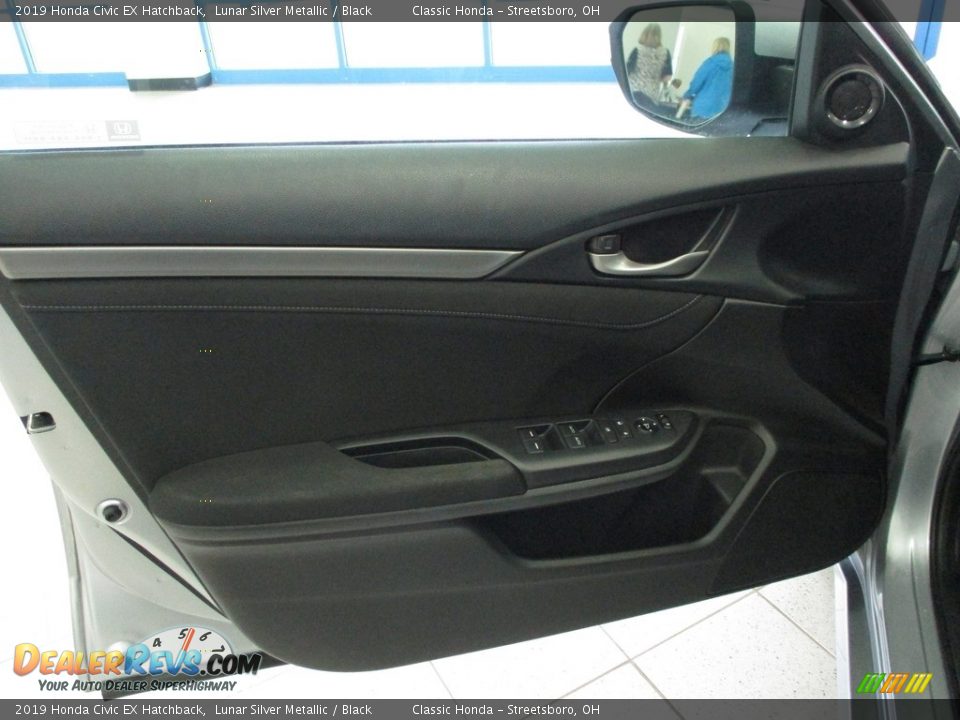 2019 Honda Civic EX Hatchback Lunar Silver Metallic / Black Photo #27