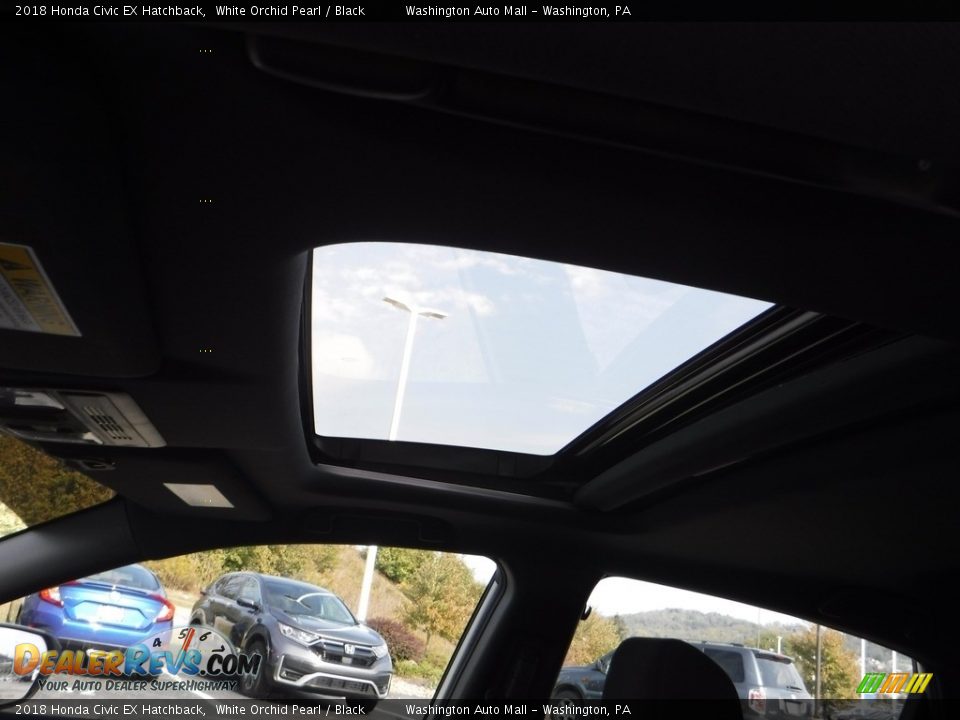 2018 Honda Civic EX Hatchback White Orchid Pearl / Black Photo #11