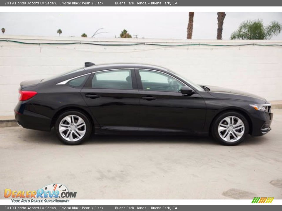 2019 Honda Accord LX Sedan Crystal Black Pearl / Black Photo #14
