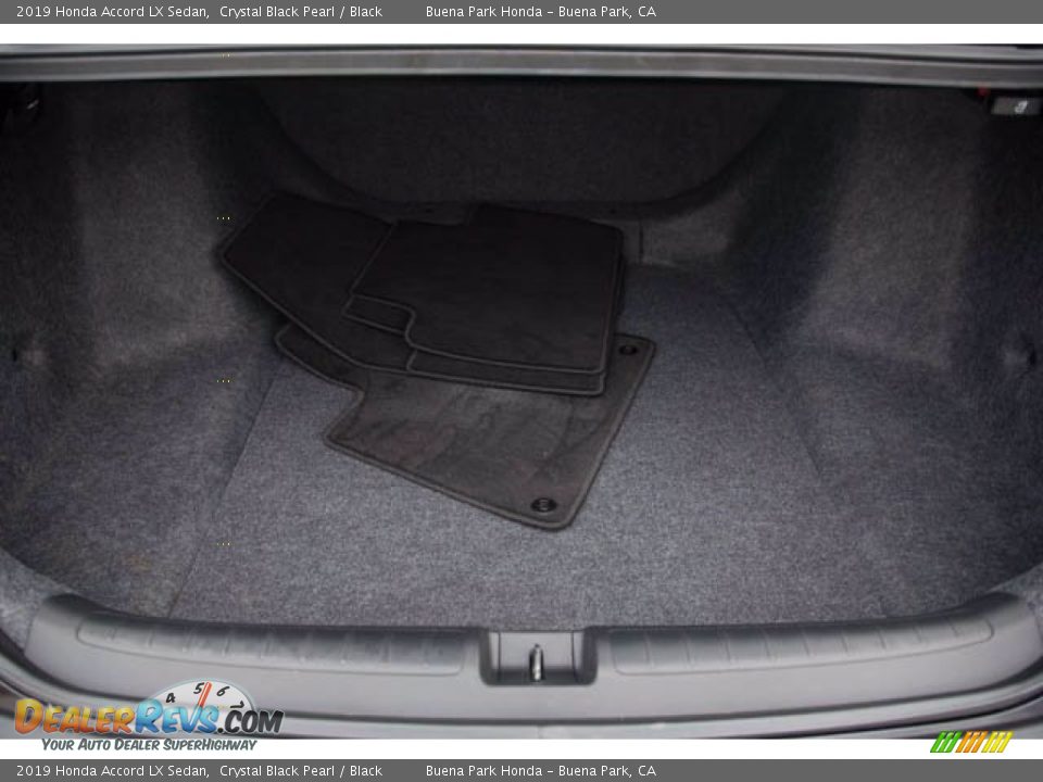 2019 Honda Accord LX Sedan Crystal Black Pearl / Black Photo #22