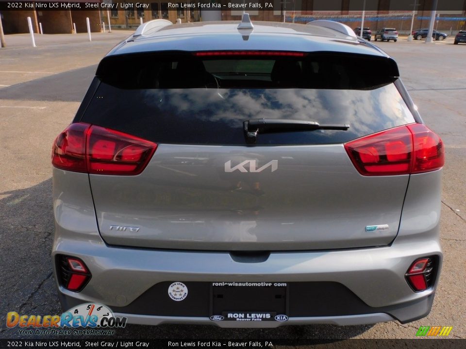 2022 Kia Niro LXS Hybrid Steel Gray / Light Gray Photo #3