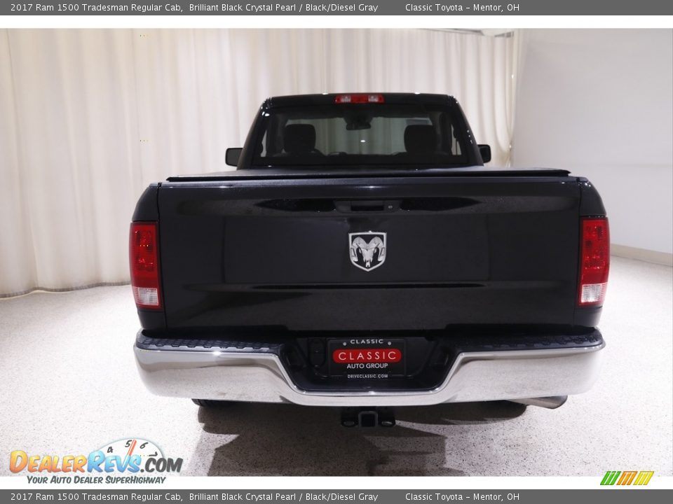2017 Ram 1500 Tradesman Regular Cab Brilliant Black Crystal Pearl / Black/Diesel Gray Photo #15