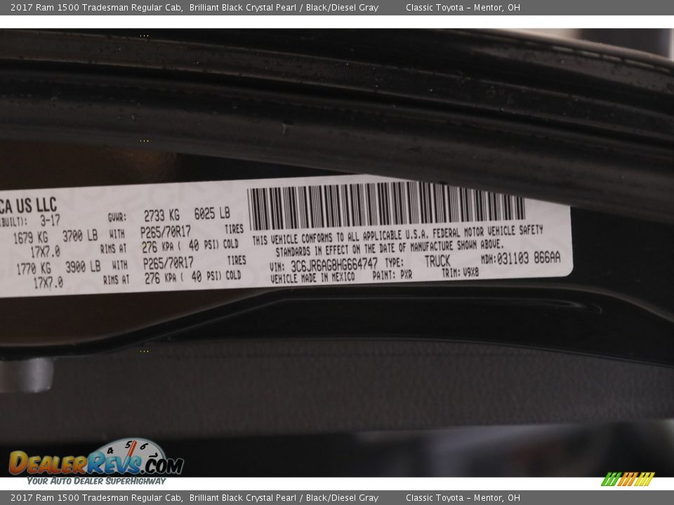 2017 Ram 1500 Tradesman Regular Cab Brilliant Black Crystal Pearl / Black/Diesel Gray Photo #17