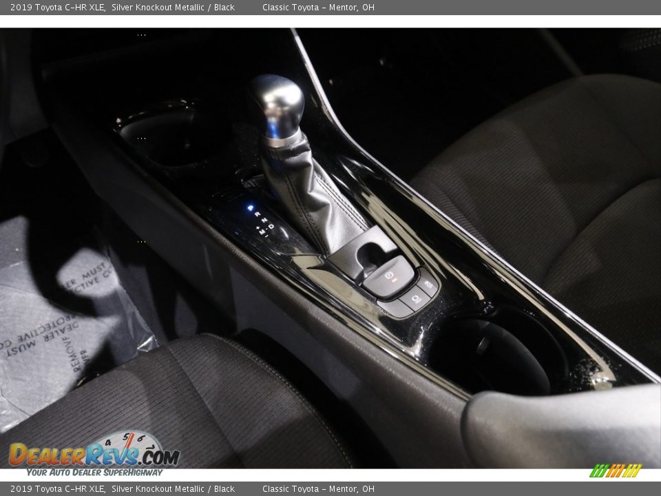 2019 Toyota C-HR XLE Silver Knockout Metallic / Black Photo #12