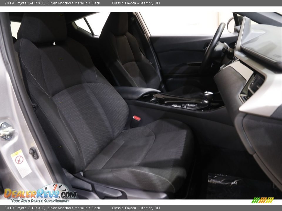2019 Toyota C-HR XLE Silver Knockout Metallic / Black Photo #13
