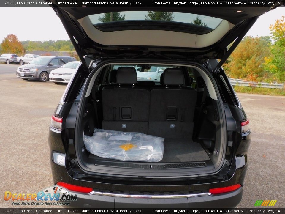 2021 Jeep Grand Cherokee L Limited 4x4 Diamond Black Crystal Pearl / Black Photo #7