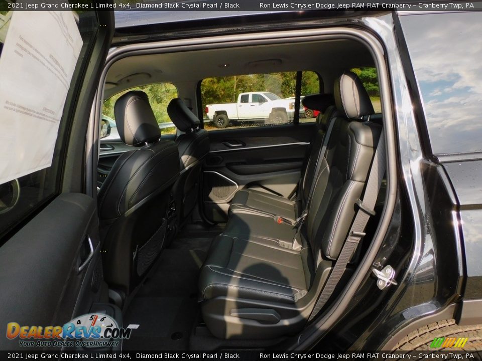 2021 Jeep Grand Cherokee L Limited 4x4 Diamond Black Crystal Pearl / Black Photo #12