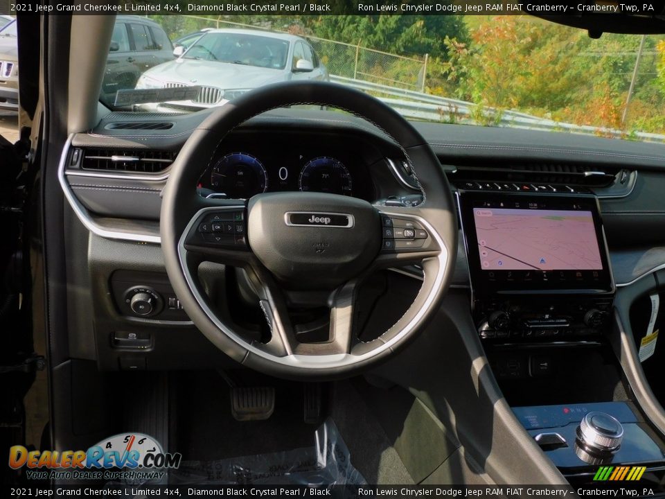 2021 Jeep Grand Cherokee L Limited 4x4 Diamond Black Crystal Pearl / Black Photo #14