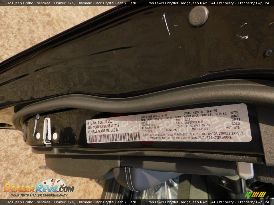2021 Jeep Grand Cherokee L Limited 4x4 Diamond Black Crystal Pearl / Black Photo #20