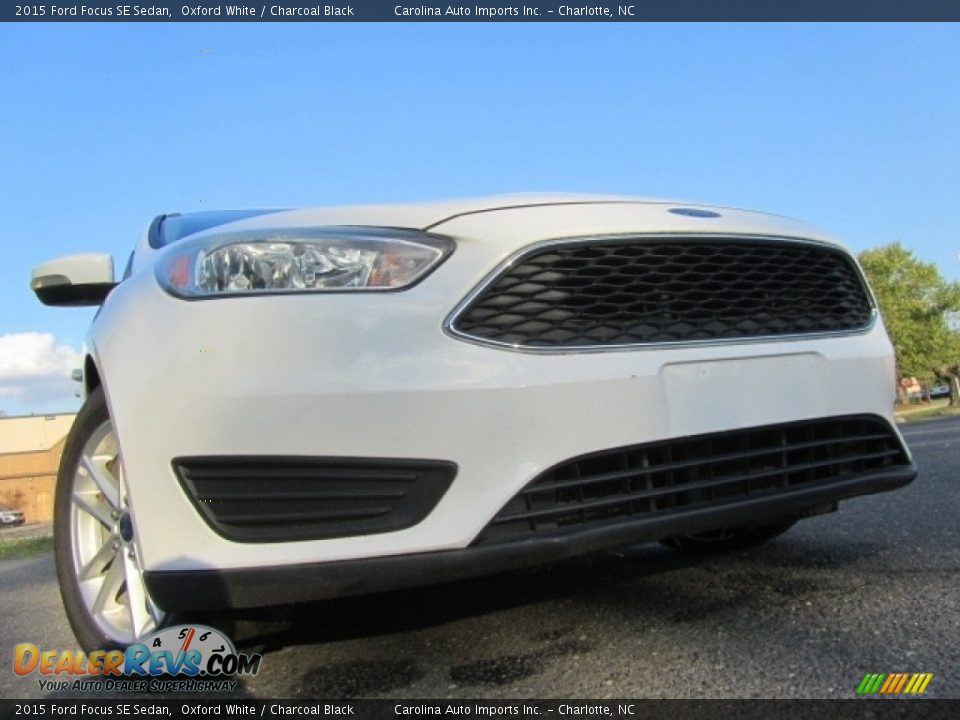 2015 Ford Focus SE Sedan Oxford White / Charcoal Black Photo #2