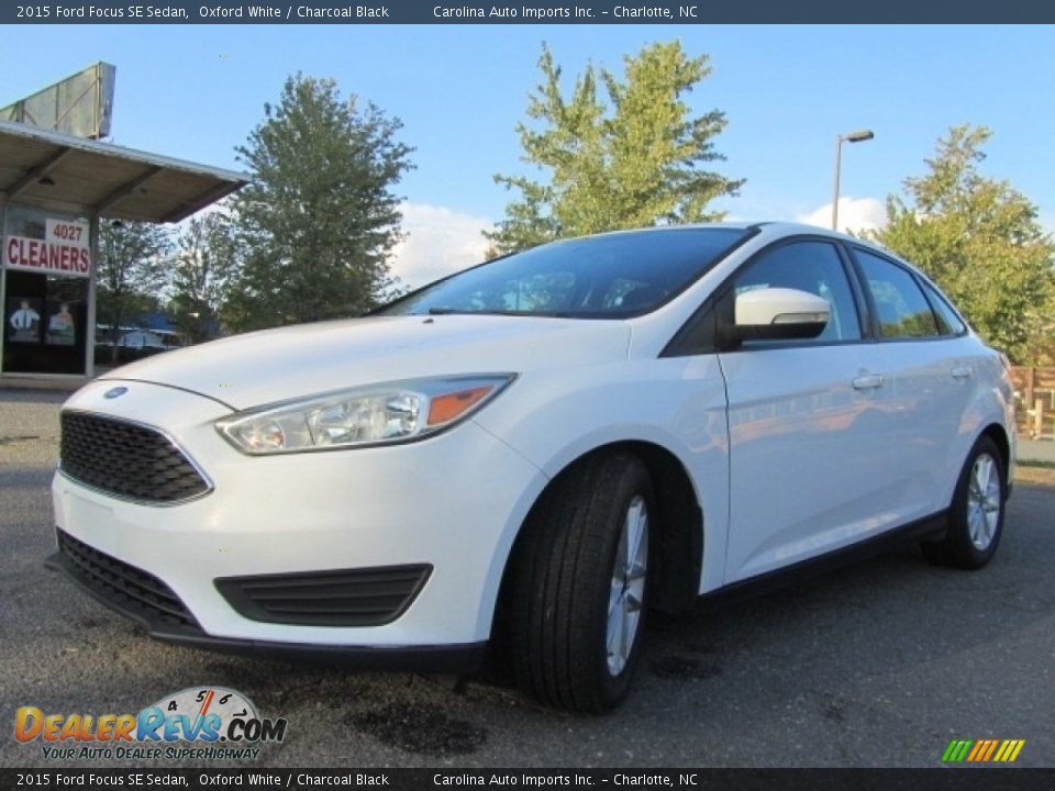 2015 Ford Focus SE Sedan Oxford White / Charcoal Black Photo #6